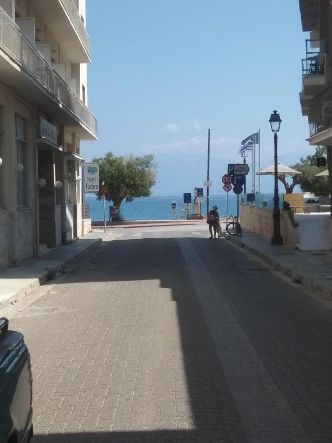 Cute Small Flat Near The Beach Apartment Xylokastro Luaran gambar