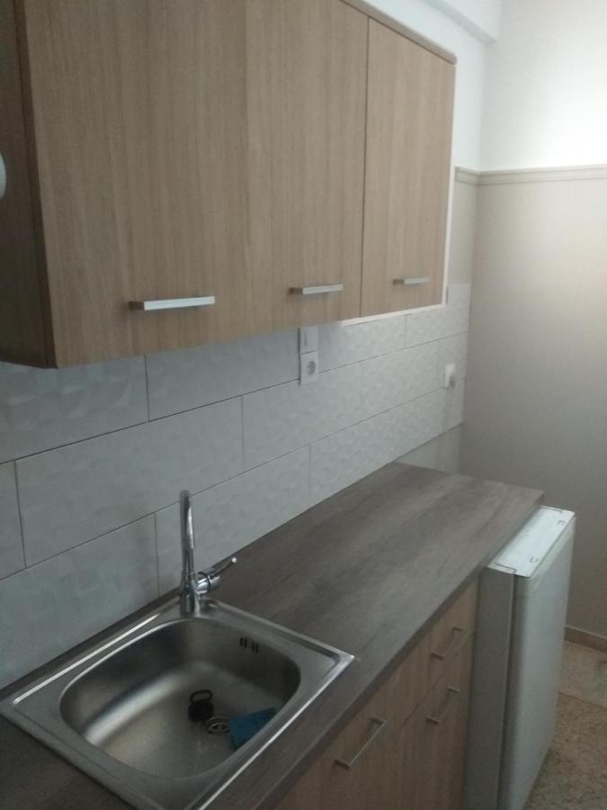 Cute Small Flat Near The Beach Apartment Xylokastro Luaran gambar